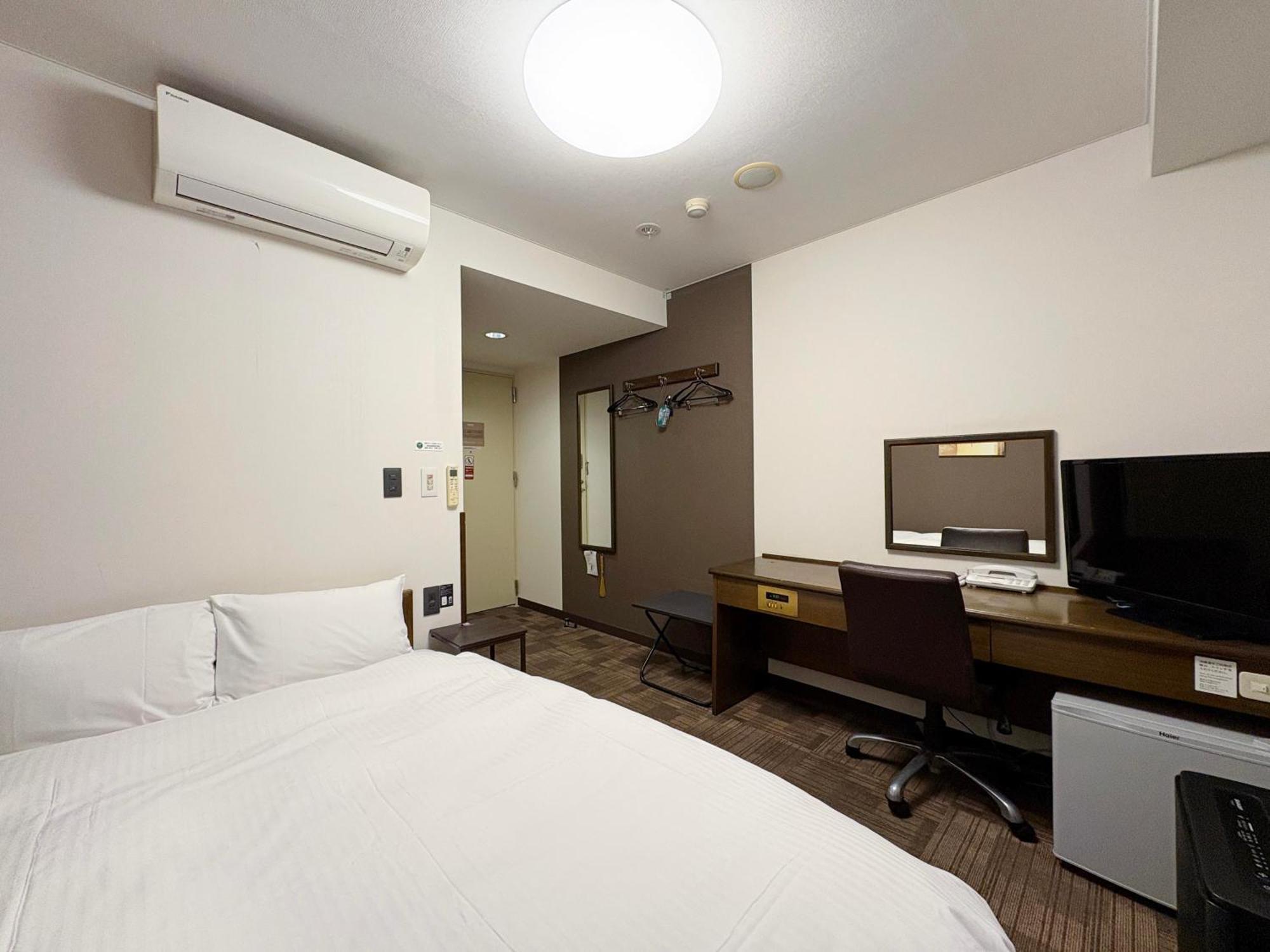 Hotel Route-Inn Court Minami Alps Экстерьер фото