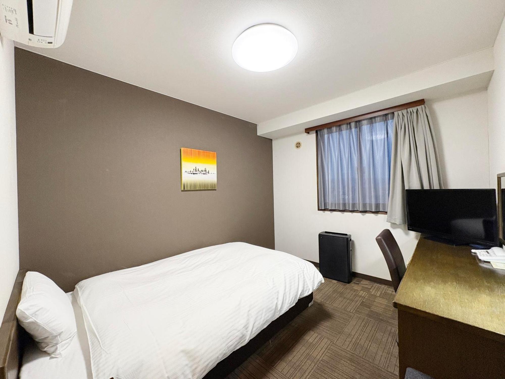 Hotel Route-Inn Court Minami Alps Экстерьер фото